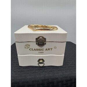 Classic Art 1980 Music Box